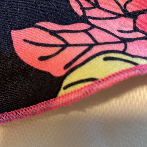 Notations Large Rose Buds Skirt - Picture 8 of 9